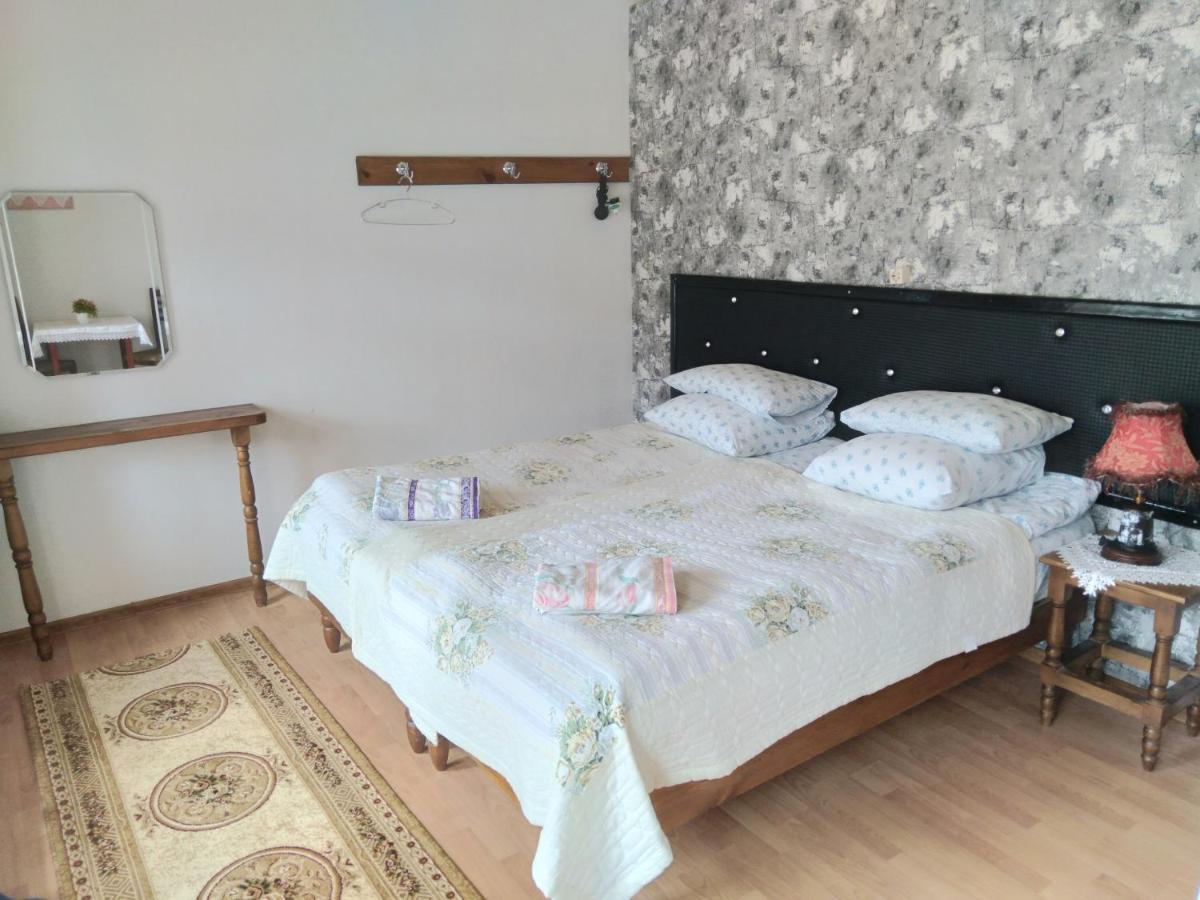 Village Rooms Guesthouse Ivanovka Esterno foto